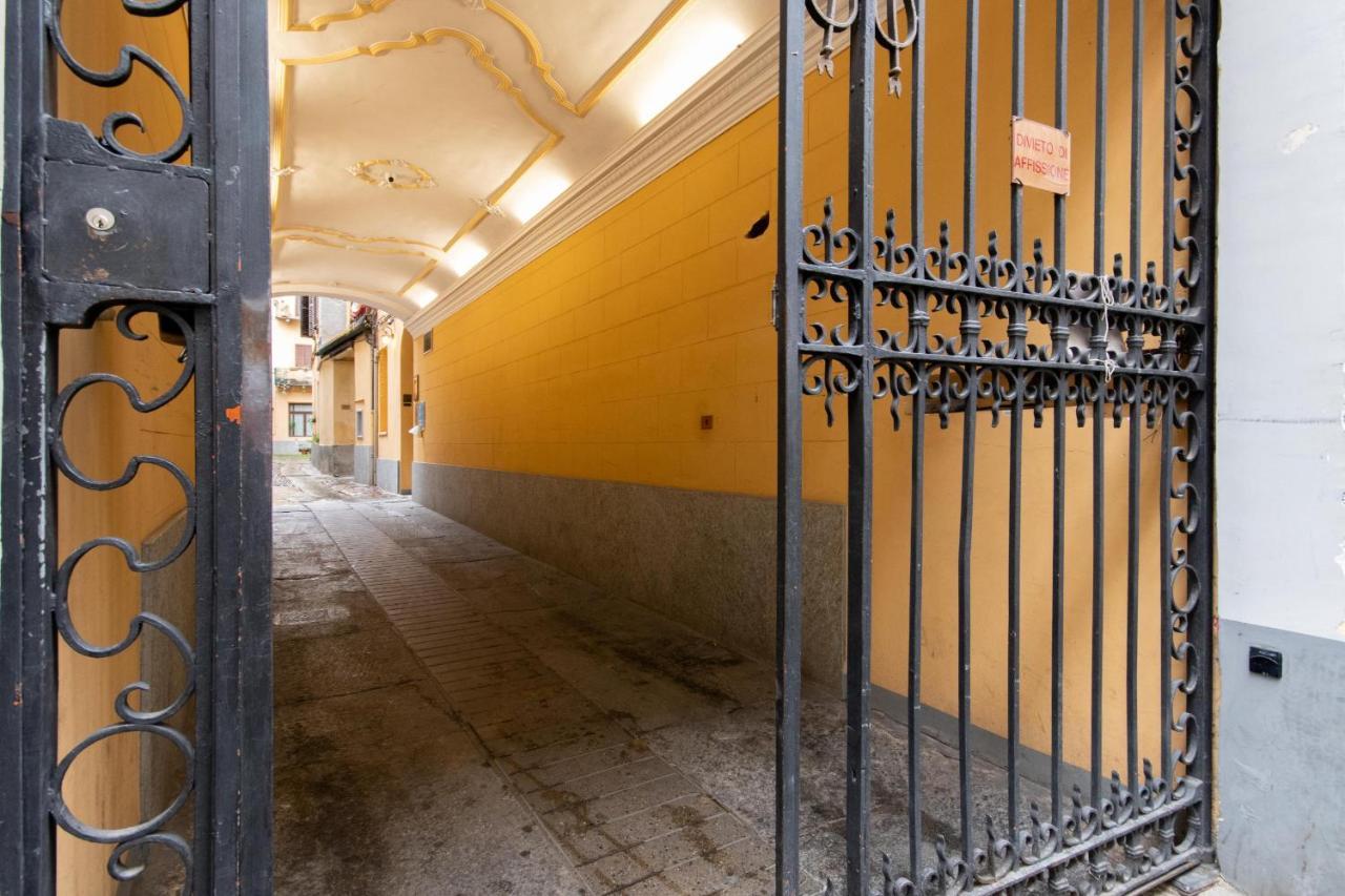 Charming Studio near Piazza Castello by Wonderful Italy Torino Esterno foto