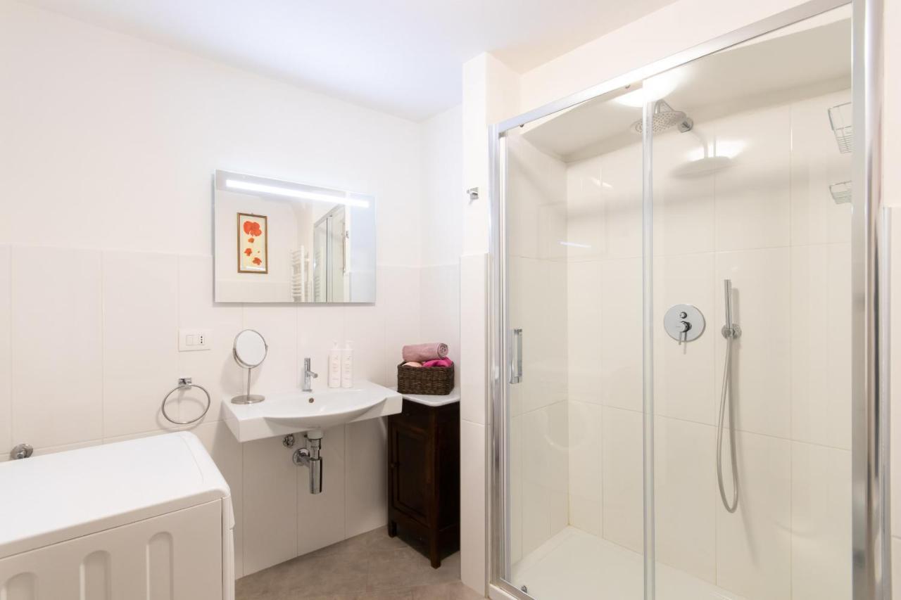 Charming Studio near Piazza Castello by Wonderful Italy Torino Esterno foto